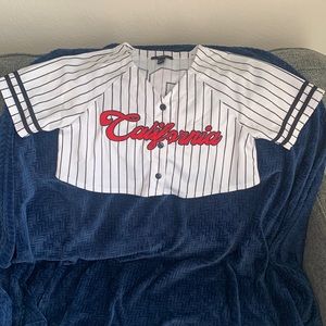 Forever 21 baseball crop top
